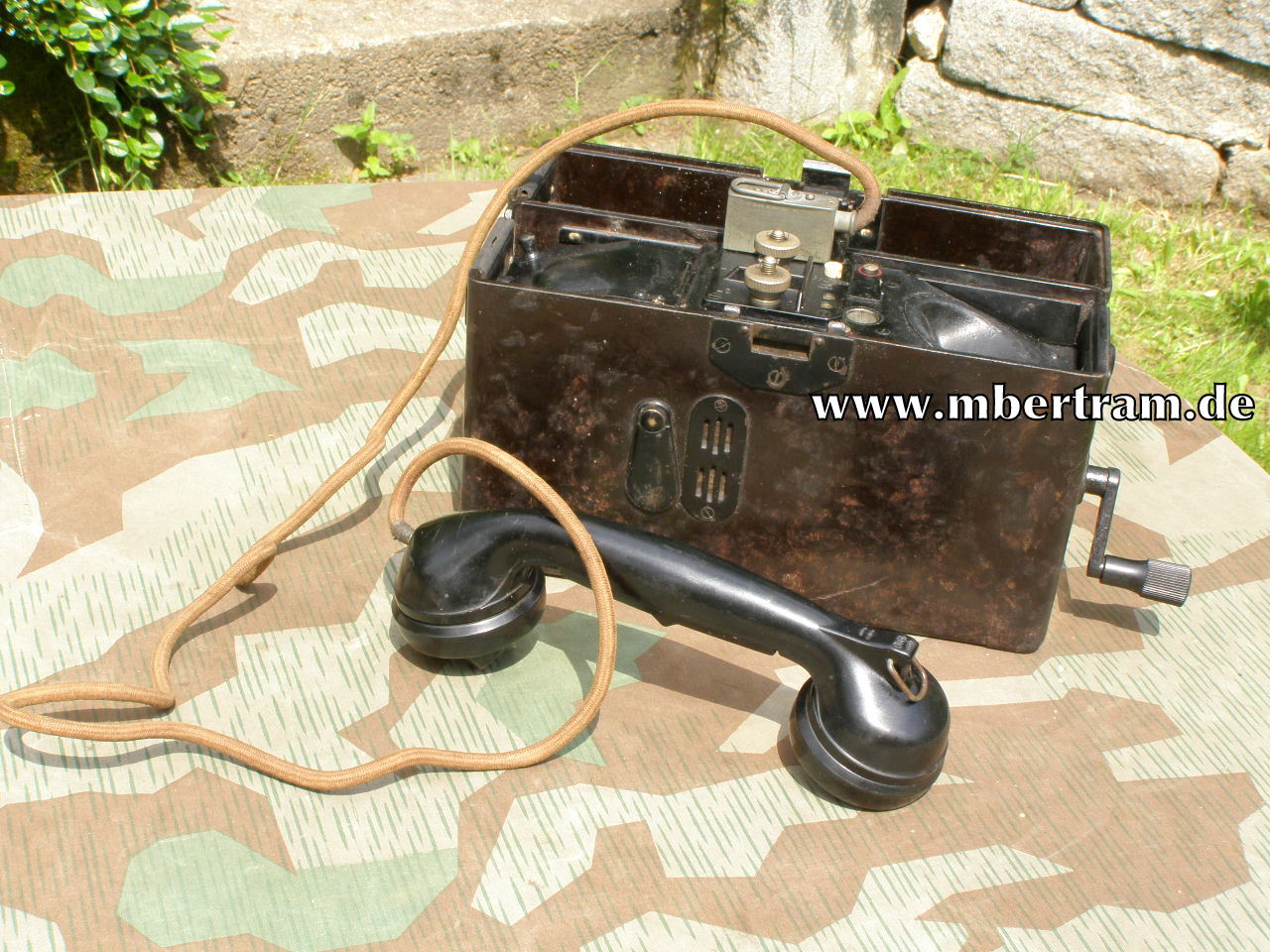 Wehrmachts Feldtelefon, WaA Adler, nrgl. Baujahr 1940