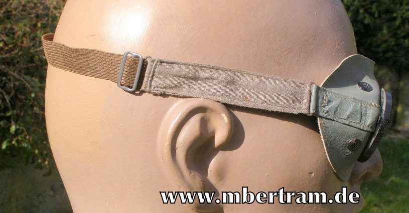 Wehrmacht Staubbrille Graues Leder. Getönte Gläser.