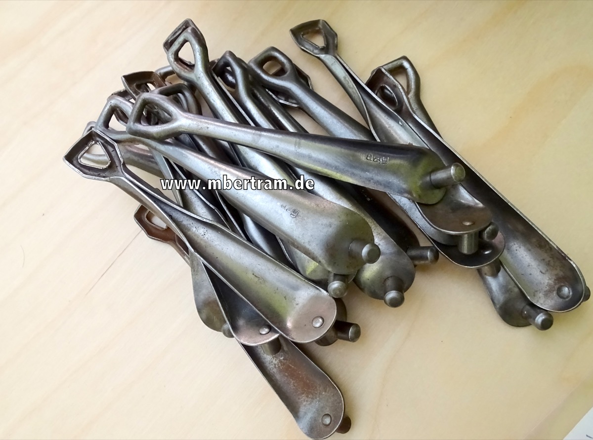 Hülsenkopfwischer für K 98 um 1944/45 für Werkzeugdose RG 34, Herstellercode " azg"
