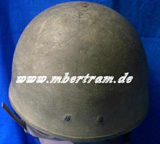 2575-3 England: Fallschirmjäger Helm "BMB 1943, Gr.7 1/8"