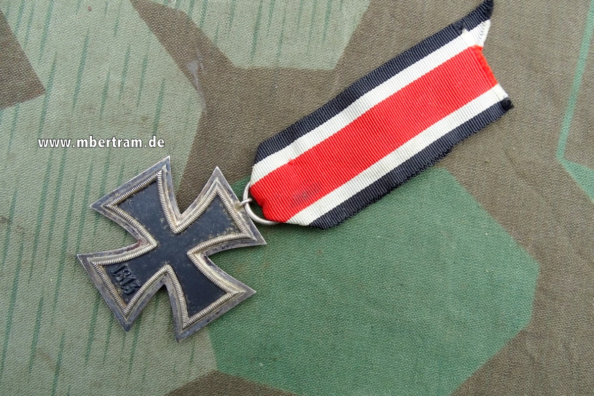Eisernes Kreuz 2. Klasse 1939 ohne Hst. Mit Band