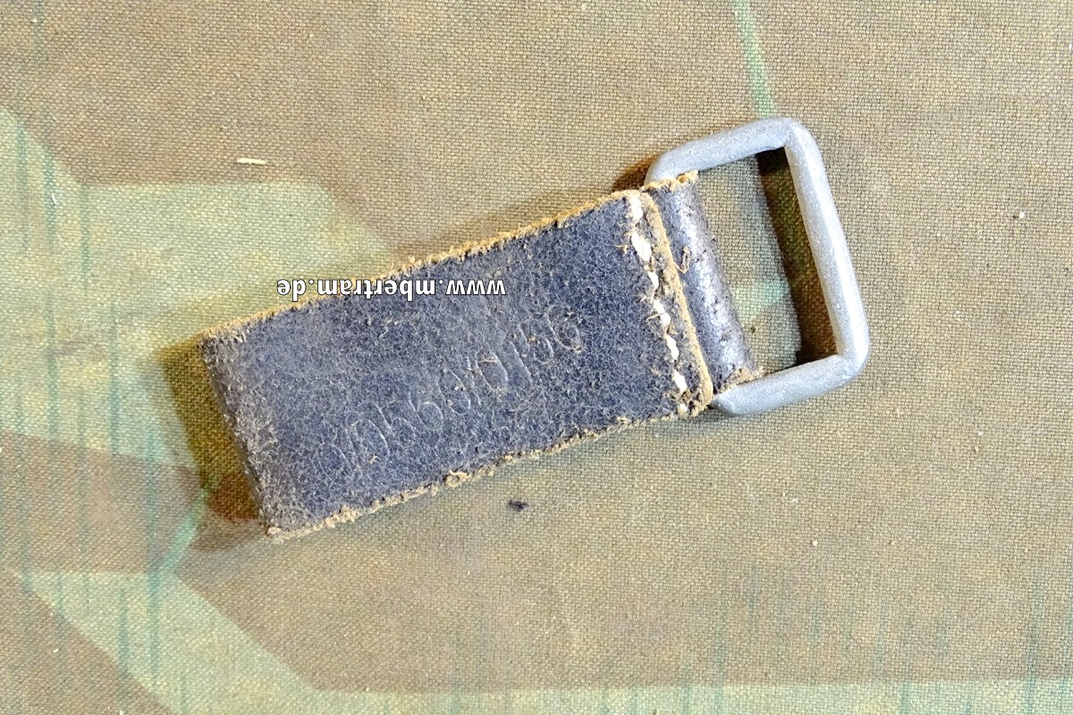 Wehrmacht Koppelschlaufe mit RB Nummer