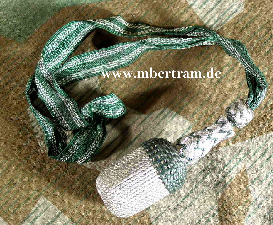 Wehrmacht Heer, Portepee/Troddel für Unteroffiziers Seitengewehr, grün / silbern