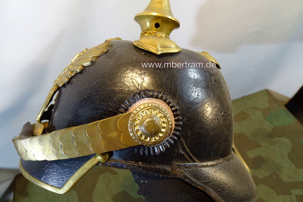 20432-6 Baden Pickelhaube für einen Unteroffizier im Dragoner-Regimenter 20 bzw. 21 oder 22