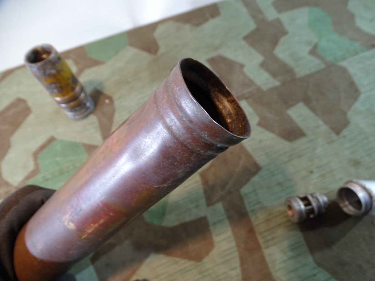 Frühe 3,7 cm Flak Deko Spreng Patrone, Messinghülse, Geschoss Originalfarbe, Leuchtspurhülse, Aluzünder Frühe 3,7 cm Flak Deko Spreng Patrone, Messinghülse, Geschoss Originalfarbe, Leuchtspurhülse, Aluzünder