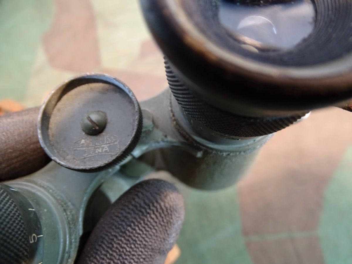 Dienstglas Mod. 08 erster Weltkrieg mit Riemen und sehr schönem Köcher Dienstglas Mod. 08 erster Weltkrieg mit Riemen und sehr schönem Köcher