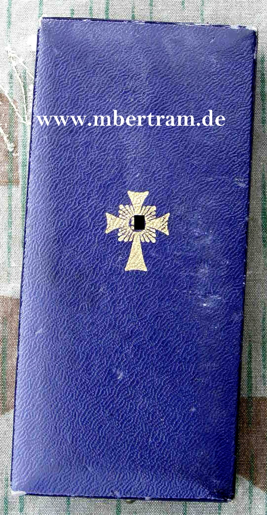 10024-7 Mutterkreuz in gold mit Etui, Hst.: R.Sieper & Söhne