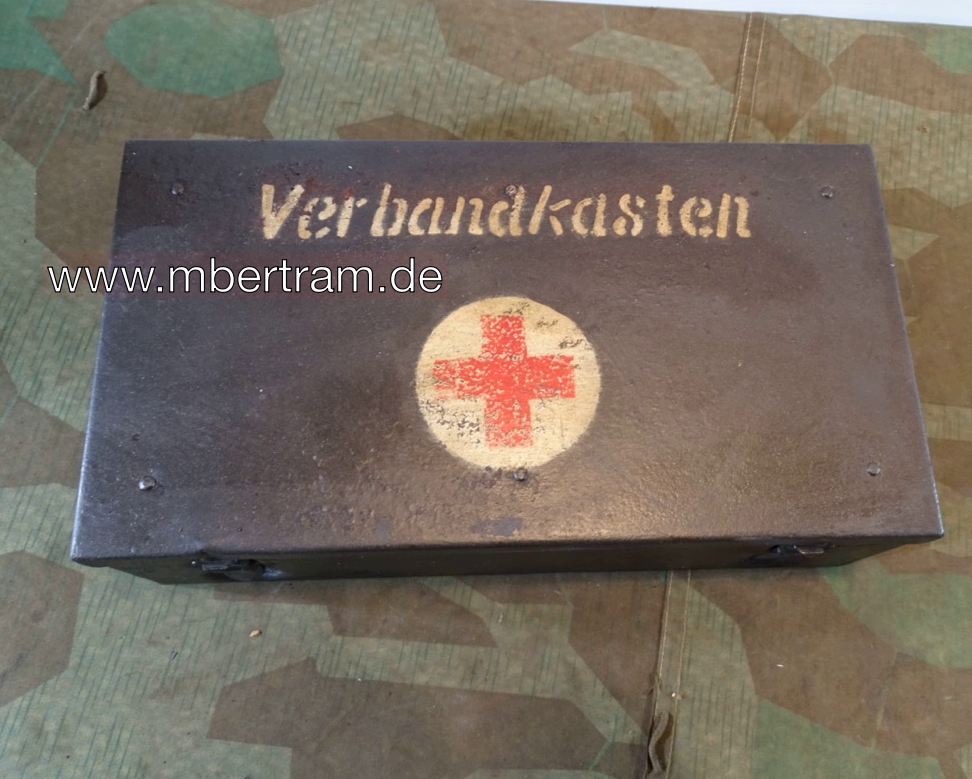 Wehrmacht KFZ Verbandkasten, Luftwaffe blaugrau