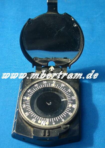 Wehrmachts Marschkompass, Bakelit, Hst. Code: "clk"