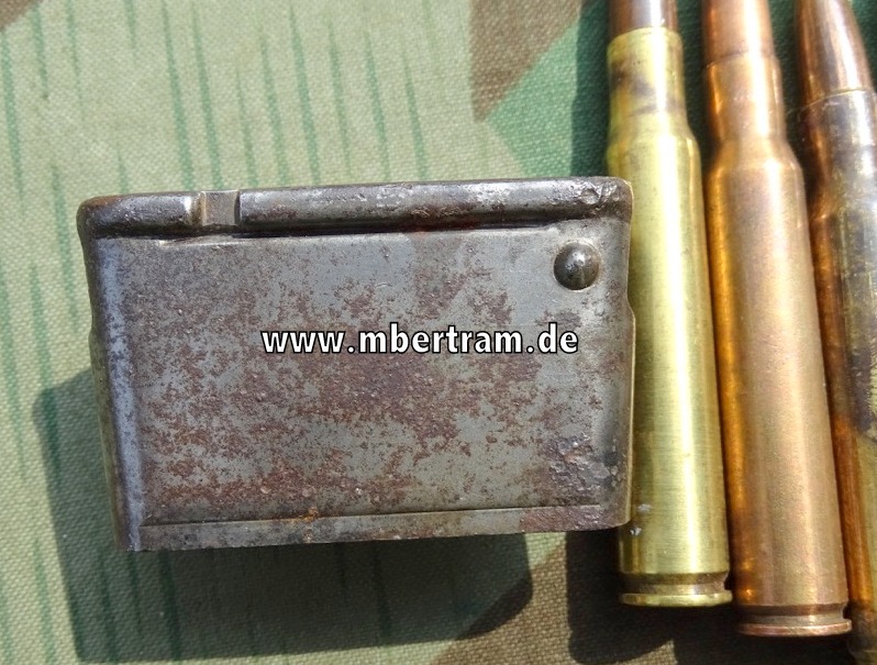 8 Stück US 2. Weltkriegs Standartmunition Kaliber 30-06 Hst.: RA 43/44 mit Ladeclip