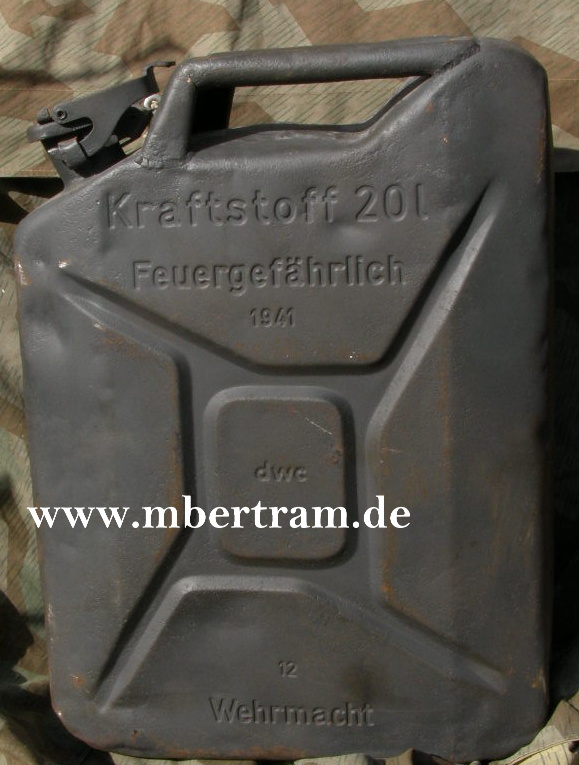 Luftwaffe Kraftstoff Kanister, blaugrau, 1941, "dwc"