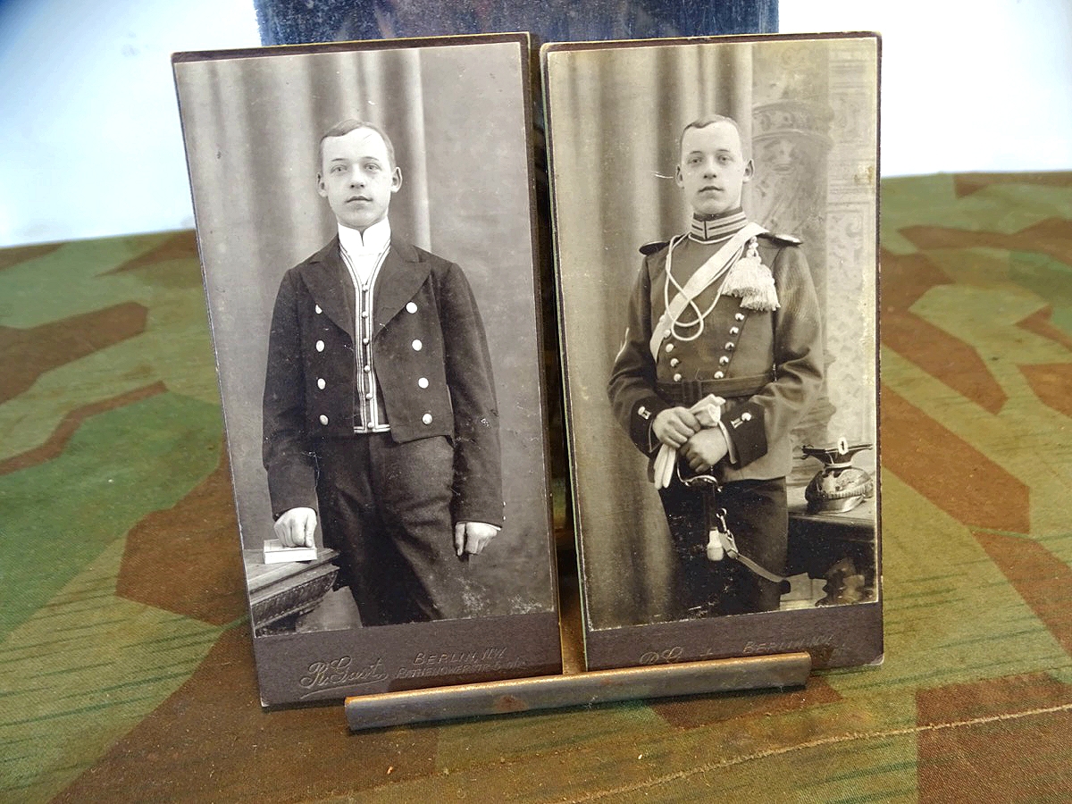 2 Kabinettfotos 1. Esk. II Garde Ulanen Rgt. 1913 Mit Ulanenhaube, Degen