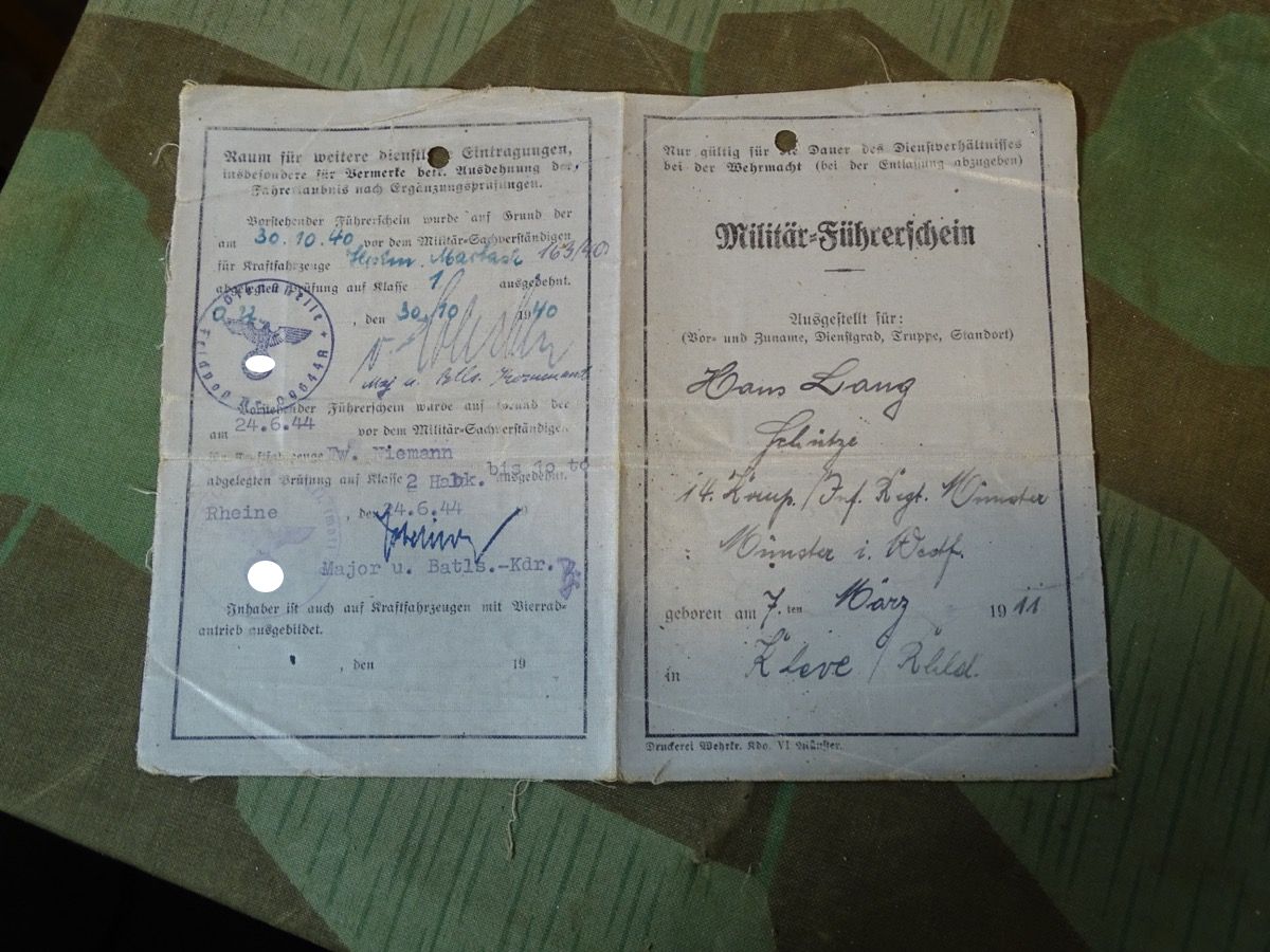 Früher Militär Führerschein 1935, Hans L. a.Kleve, 14 Kp. Inf. Rgt. Münster, Kl. 1+2, Halbkette bis 10 To. 1944