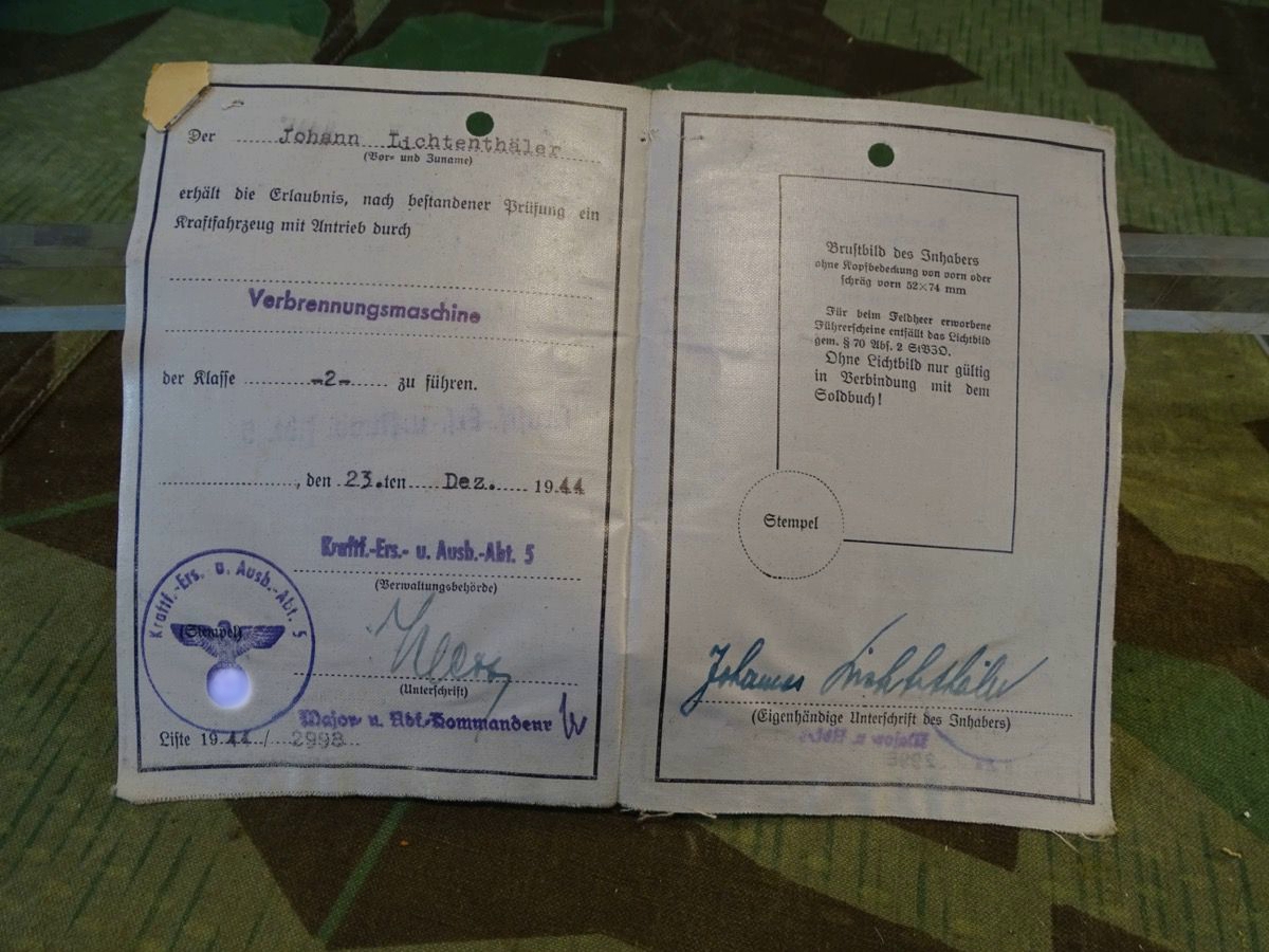 WH Führerschein, J.Lichtenthäler, Kraftfahr Ers u Ausb. Abt. 5. Am 30.12.44 erweitert auf Generator KFZ