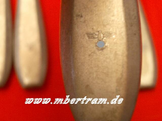 5 Wehrmacht Messer, alle gleicher Hersteller, WH Adler