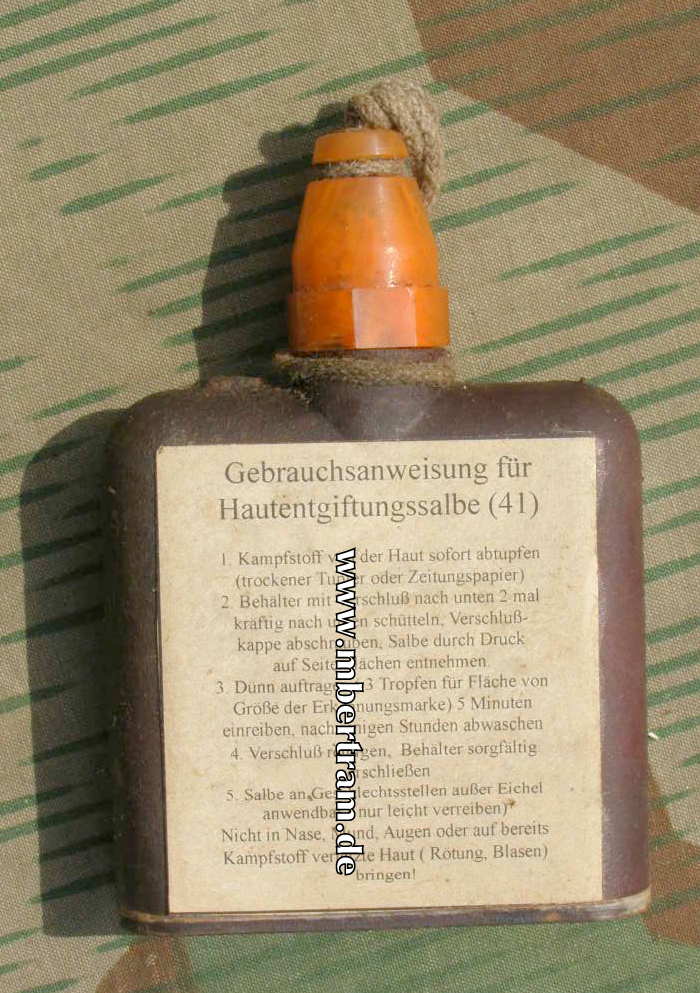 WH Gas-Hautentgiftungssalbe 41, br. Fläschchen, oranger Deckel