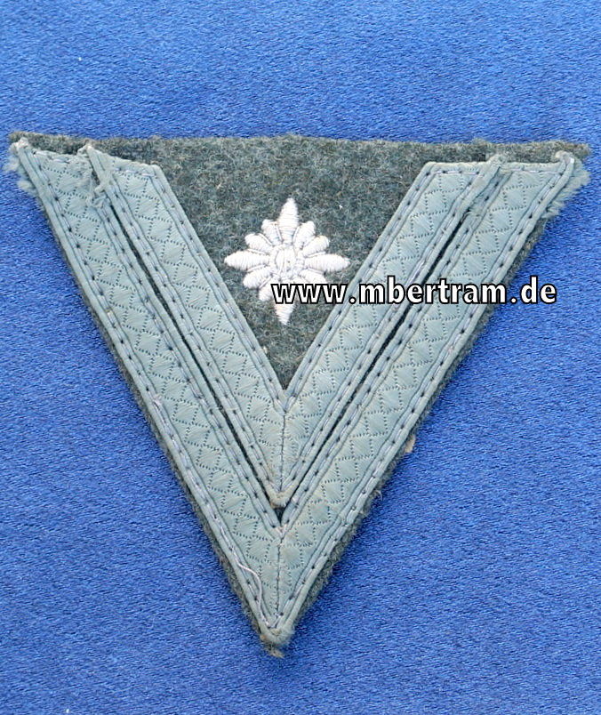 Ein Ärmelabzeichen Wehrmacht Heer für Oberstabsgefreiten