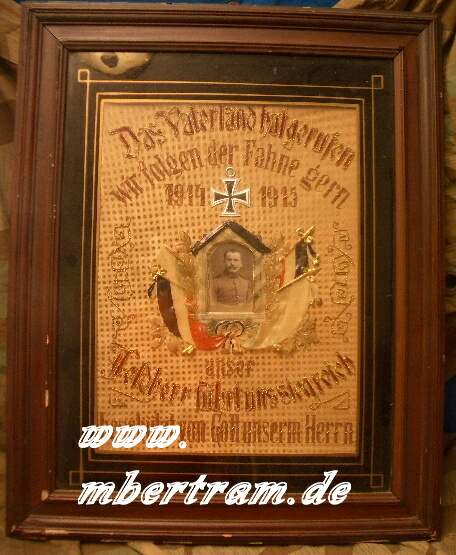 Gesticktes Reservistenbild mit Foto des Soldaten. 1914-15.