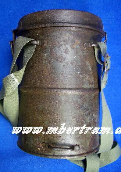 Gasmaskendose deutsch, 1. Weltkrieg, Reste d. Originalfarbe