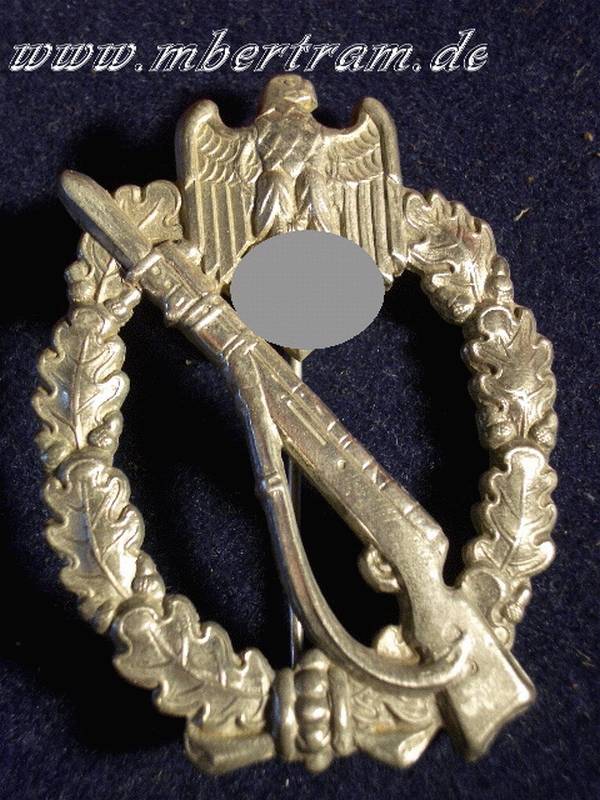 Infanteriesturmabzeichen, halbhohl, interessante Variante