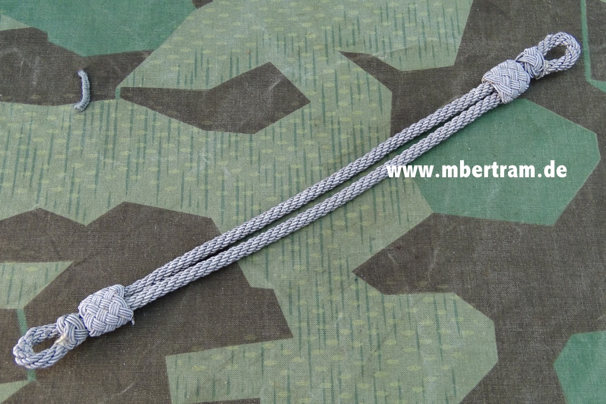 Wehrmacht Mützenkordel für die Offizierschirmmmütze Metallgepinst, 32cm