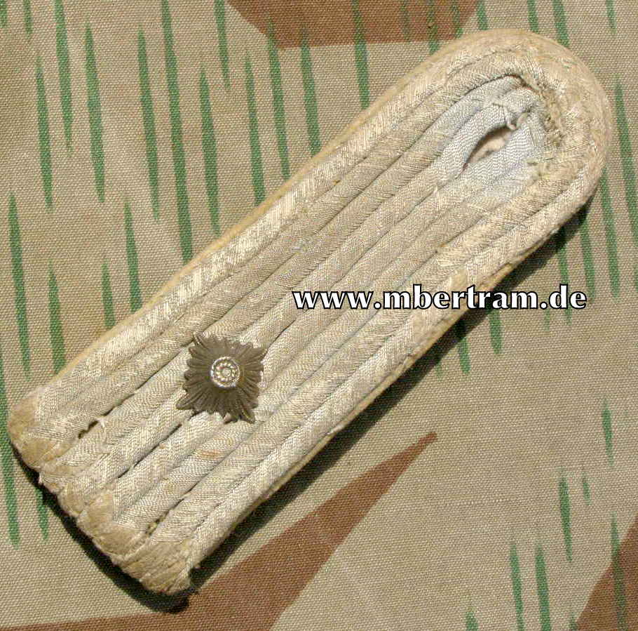 Schulterklappe, Oberlt. , Infanterie, oder Kriegsmarine