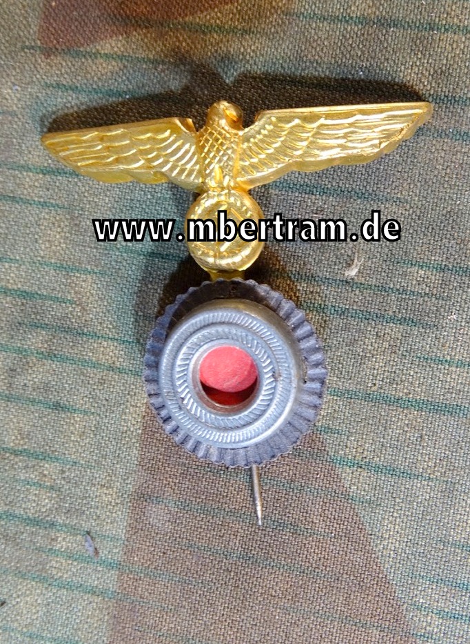 Kriegsmarine Mützenadler und Kokarde für die Tellermütze, an langer Nadel