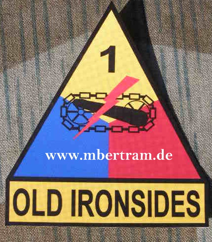 Replik: US ARMY HELMEMBLEM - 1th ARMORED DIVISION