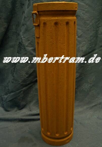 Transportbehälter für 10 cm Nebelwerfer Rakete, lehmgelb