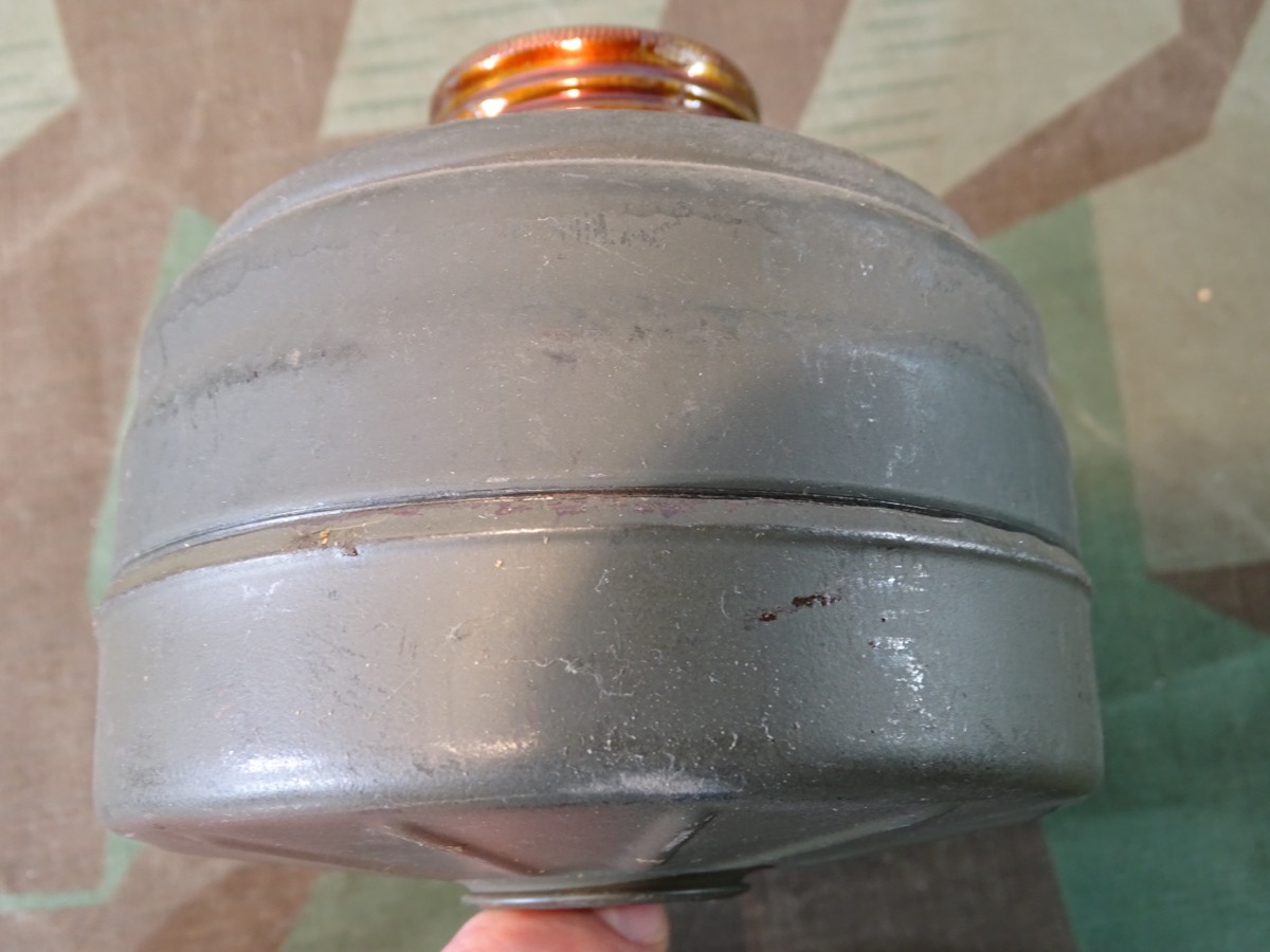 Gasmasken Filter FE 41 Wehrmacht, unbenutzt, beide Verschlusskappen, 1944, WaA, Hersteller fcc aus Sachsen