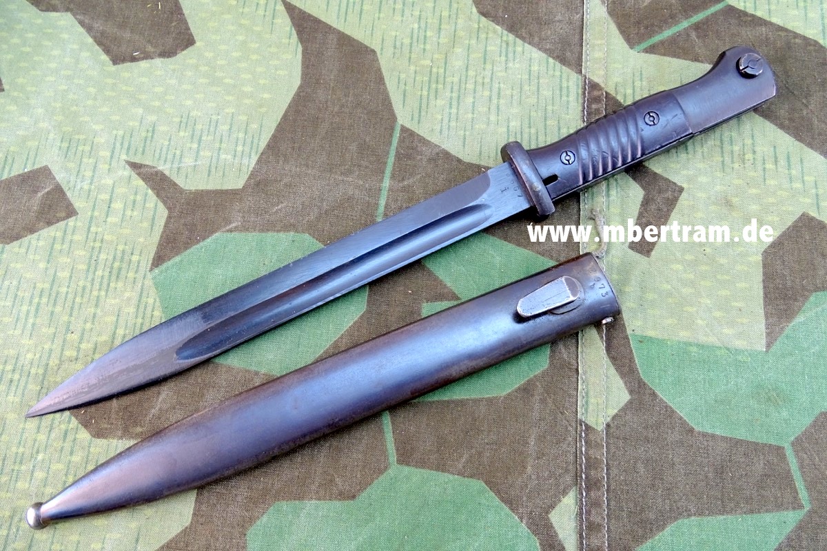 Seitengewehr SG  84/98, Bakelit Griffschalen, Hst. " fnj 44" Alexander Coppel