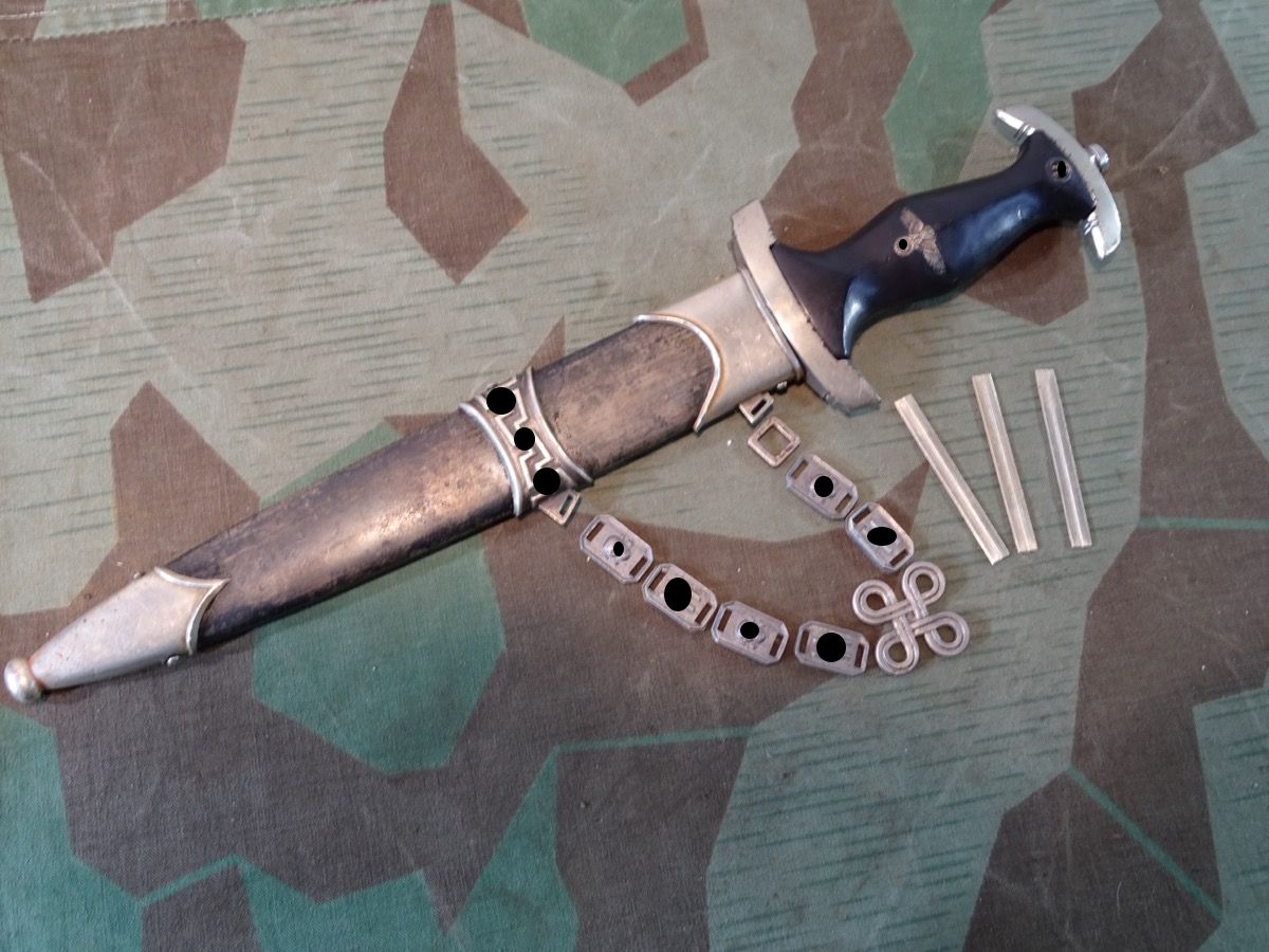 SS Diensttdolch M 36, sog. Kettendolch, frühes Modell mit Neusilber Beschlägen ohne Kette. 