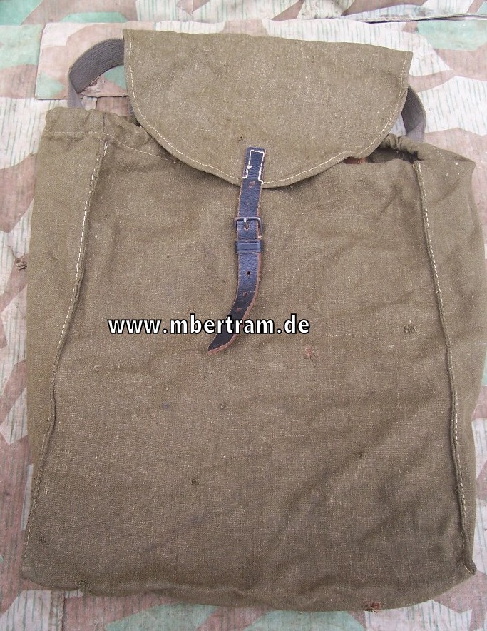 Wehrmacht kleiner Sturmrucksack (letztes Mod.), Webriemen !