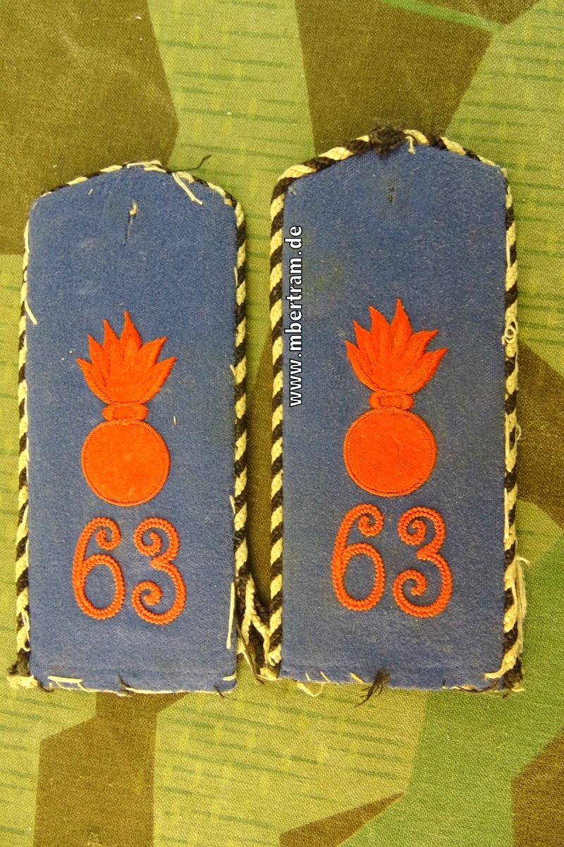 Paar Schulterklappen 2. Nassauisches Feld-Artillerie-Regiment Nr. 63 Frankfurt