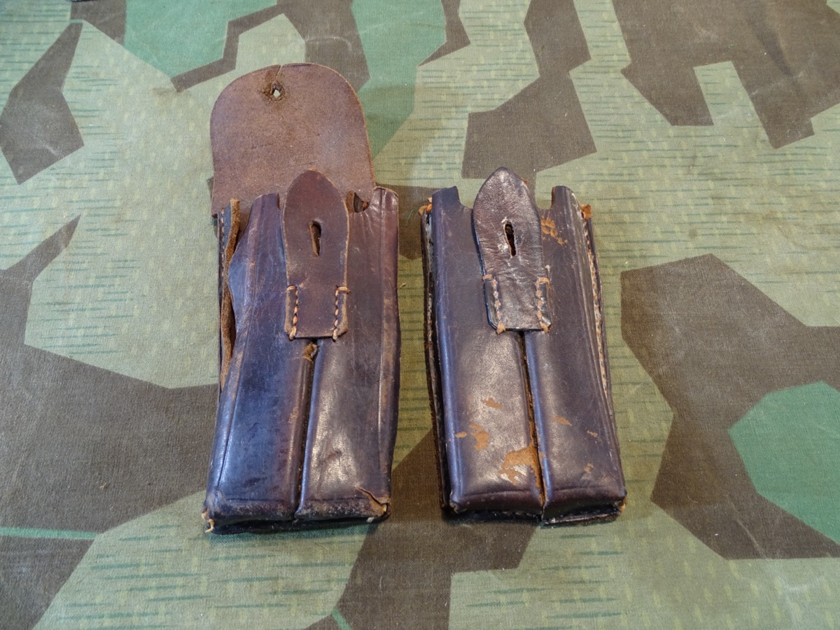 Bastlerstück, eine 2er Magazintasche für die P 08 des  1. Weltkriegs, gut restaurierbar, 10 Feld Art. Rgt. 1916 Bastlerstück, eine 2er Magazintasche für die P 08 des  1. Weltkriegs, gut restaurierbar, 10 Feld Art. Rgt. 1916