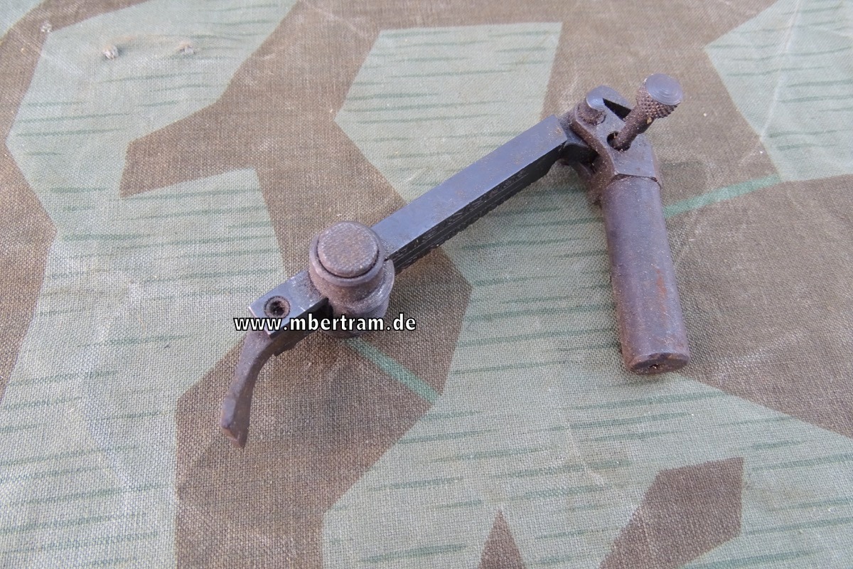 Original Schiebevisierung für  MG 42 der Wehrmacht. Voll funktionsfähig mit WaA Adler