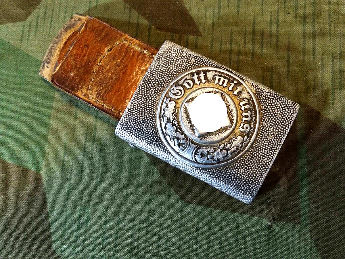 Polizei / Gendarmerie Koppelschloss, 3 Reich, Aluminium, OLC mit brauner Lederzunge 1939