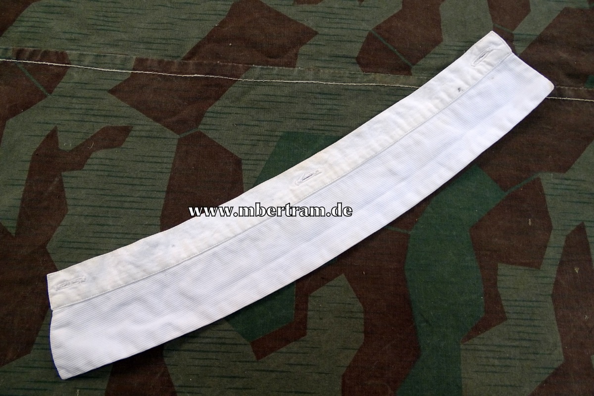 Kragen zu Krankenschwesterntracht, ggf. 40er Jahre. Ca. 35x7cm,