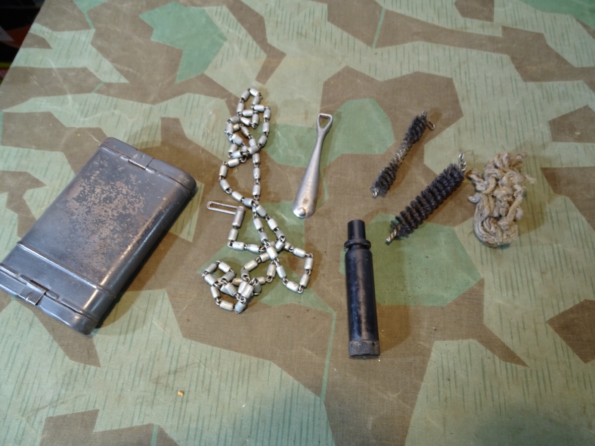 Luftwaffen RG 34 Reinigungsgerät für K 98 mit Inhalt, gdd 44 online kaufen