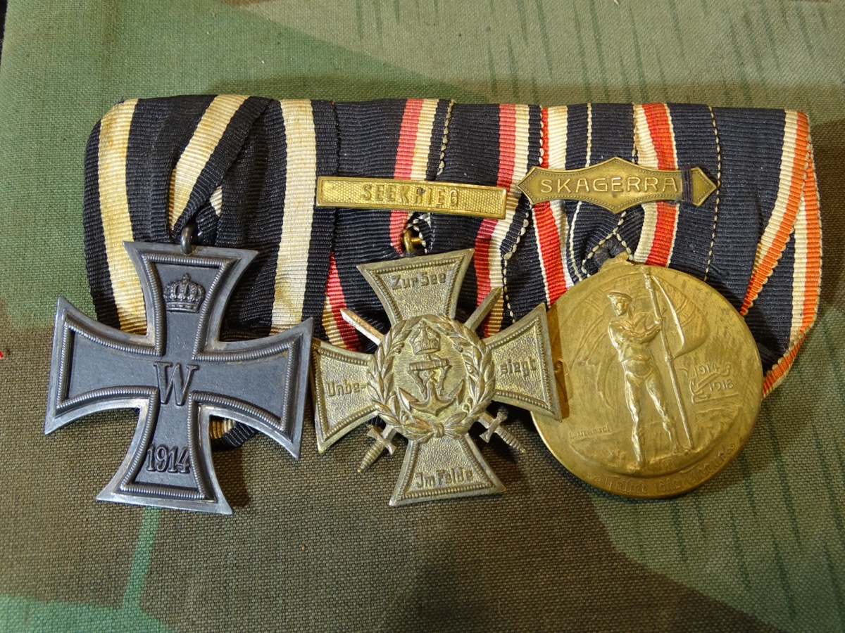 3er Ordensspange Marine 1. Weltkrieg, EK 2, Flandernkreuz, Tapferkeits Med. Marinebd. , 2 Spangen