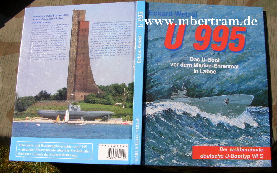 U 995. Das U- Boot vor dem Marine- Denkmal in Laboe. 1995.