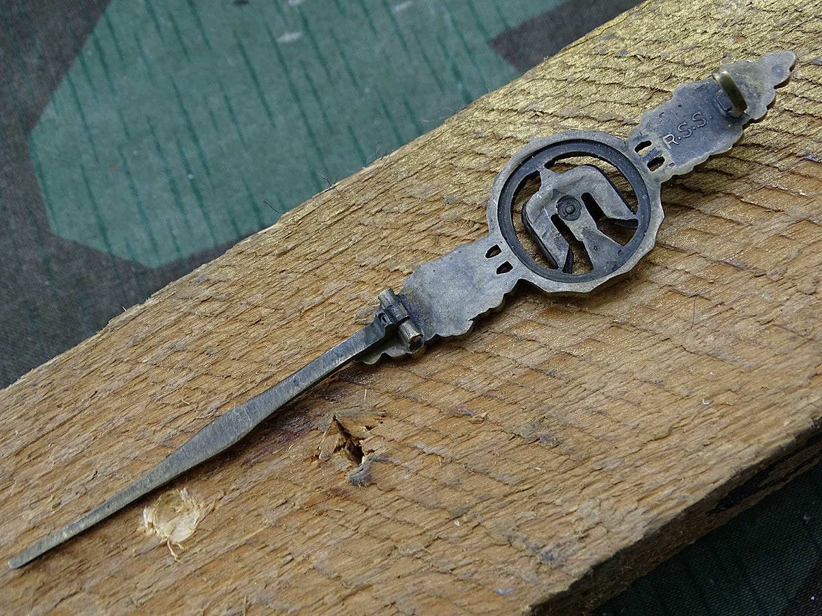 Replik: Frontflugspange für Kampfflieger in Bronze, schöne breite Nadel, Hst. Marke R.S.S., Buntmetall