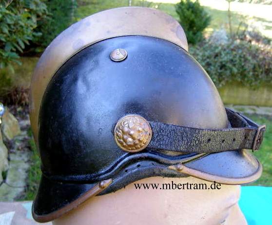 Metall Feuerwehr Helm Bayern. Um 1860. Mit Lederfutter