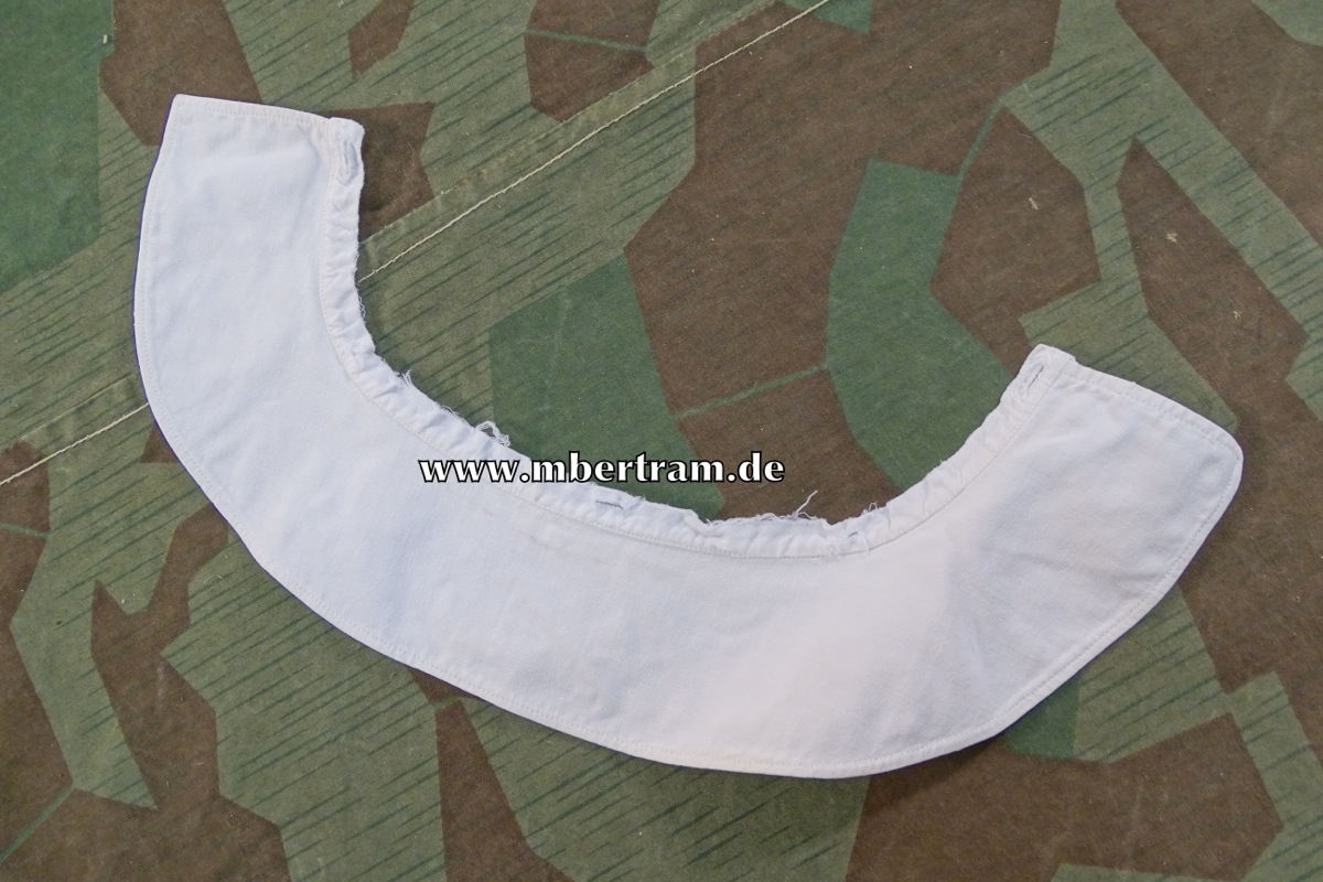 Kragen zu Krankenschwesterntracht, ggf. 40er Jahre. Ca. 35x7,5cm, Trägeretikett