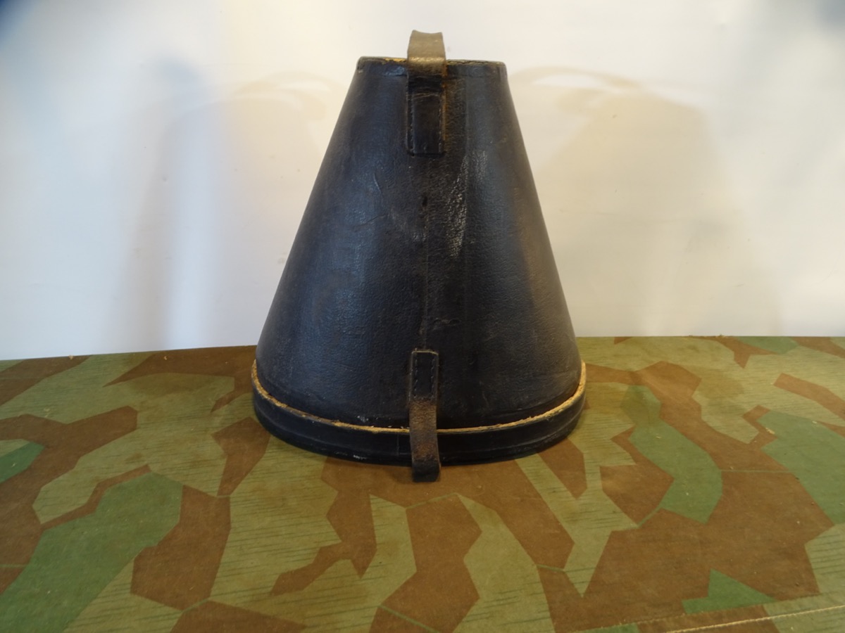 Transportkoffer für eine Pickelhaube