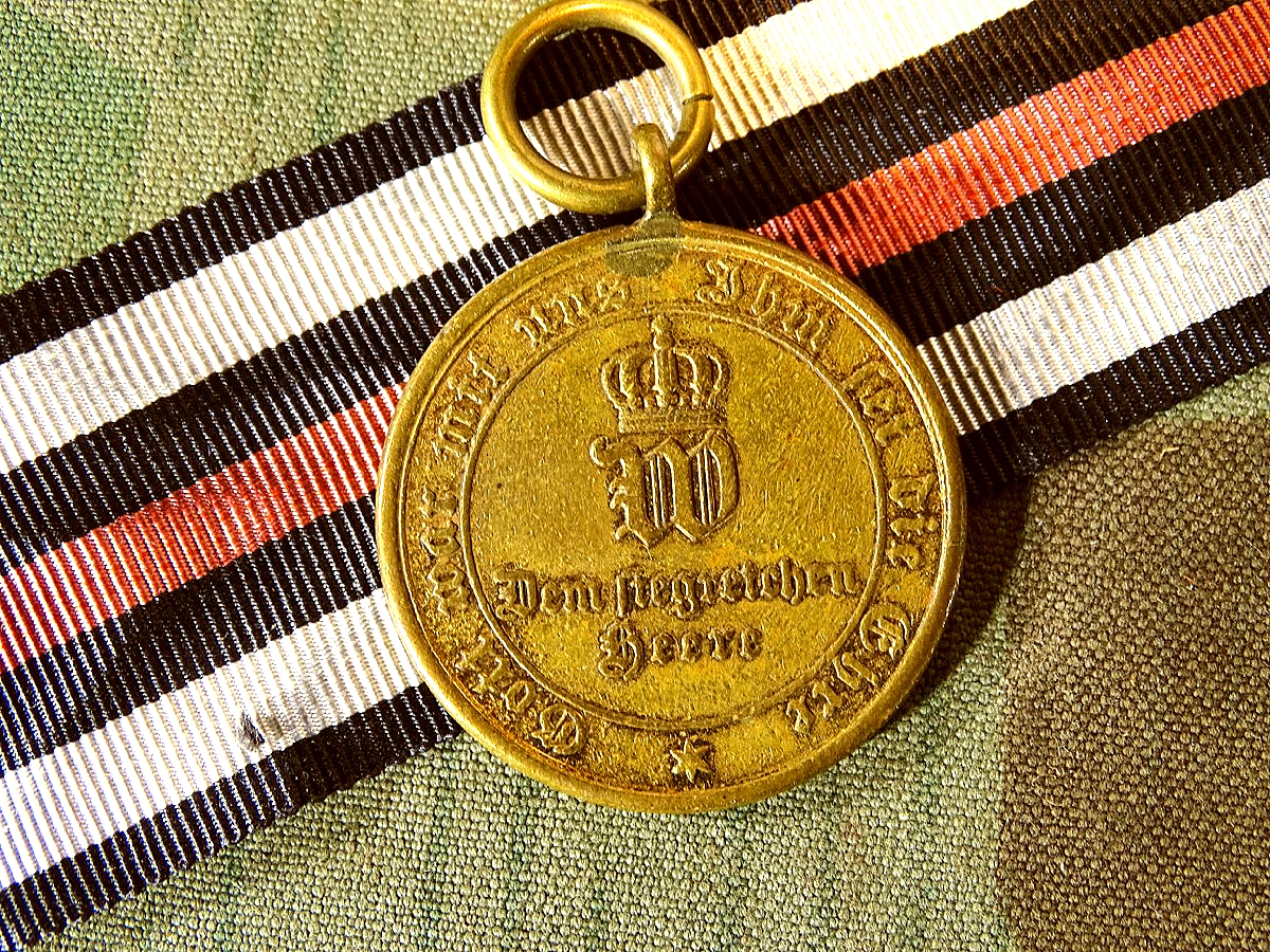 Kriegsdenkmünze 1870/71, Buntmetall mit Band, Buntmetall