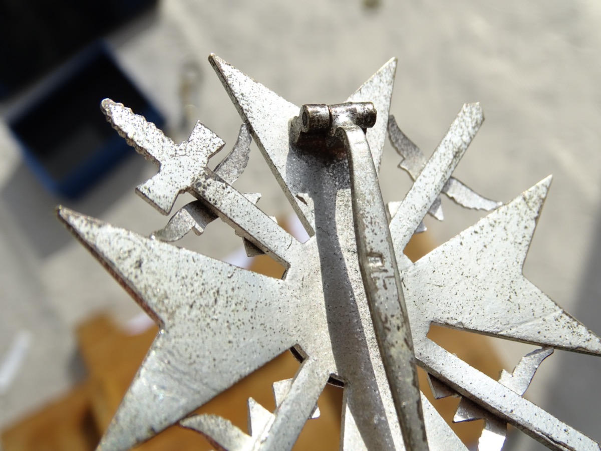 Spanienkreuz in silber mit Schwertern, Buntmetall, versilbert, Hst. 4 -Steinauer, Weitze Rechnung u.- Expertise Spanienkreuz in silber mit Schwertern, Buntmetall, versilbert, Hst. 4 -Steinauer, Weitze Rechnung u.- Expertise