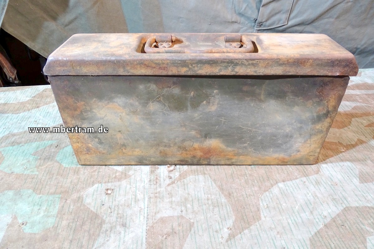WH MG 34/42 Patronenkasten 41 . WH feldgraue Farbe