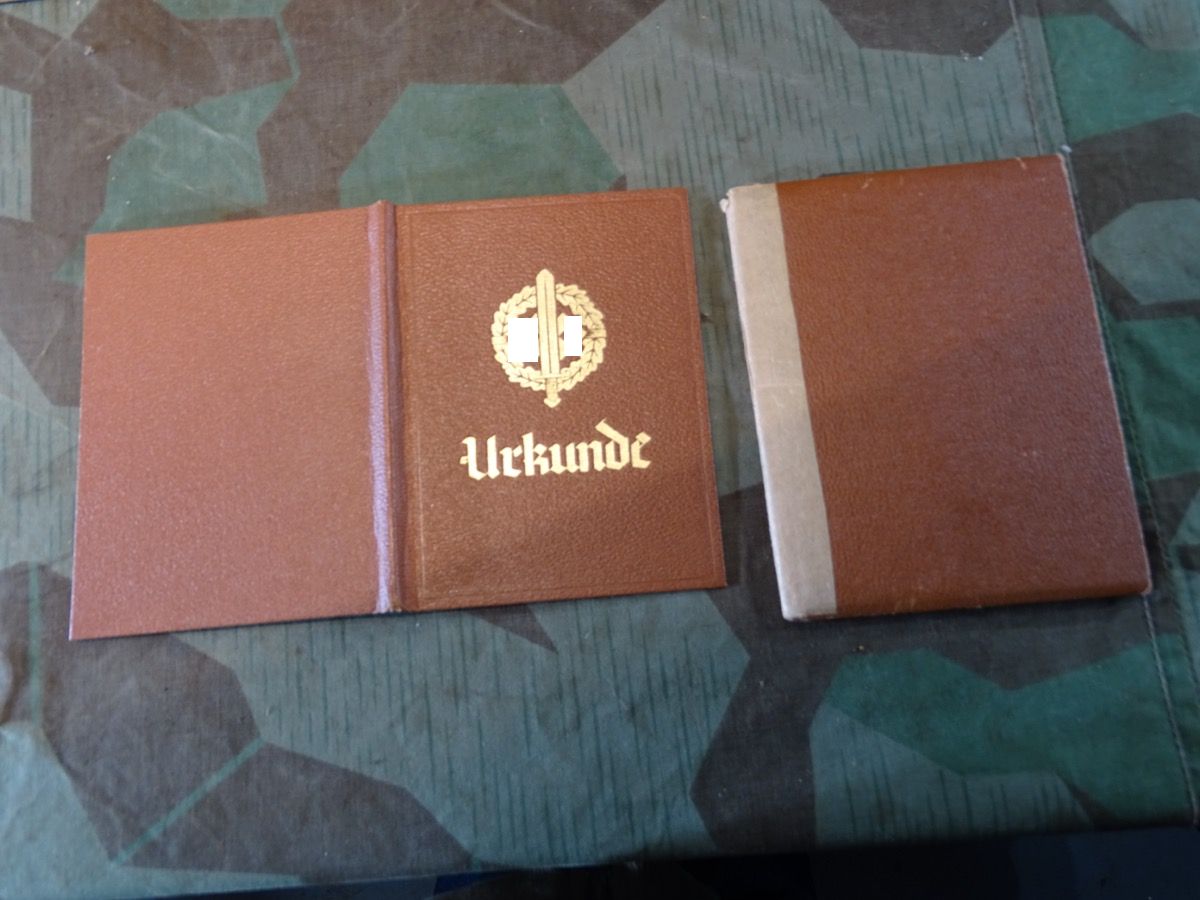 Urkundenbuch mit Umschlag für das SA Sportabzeichen in Bronze, SA Augsburg