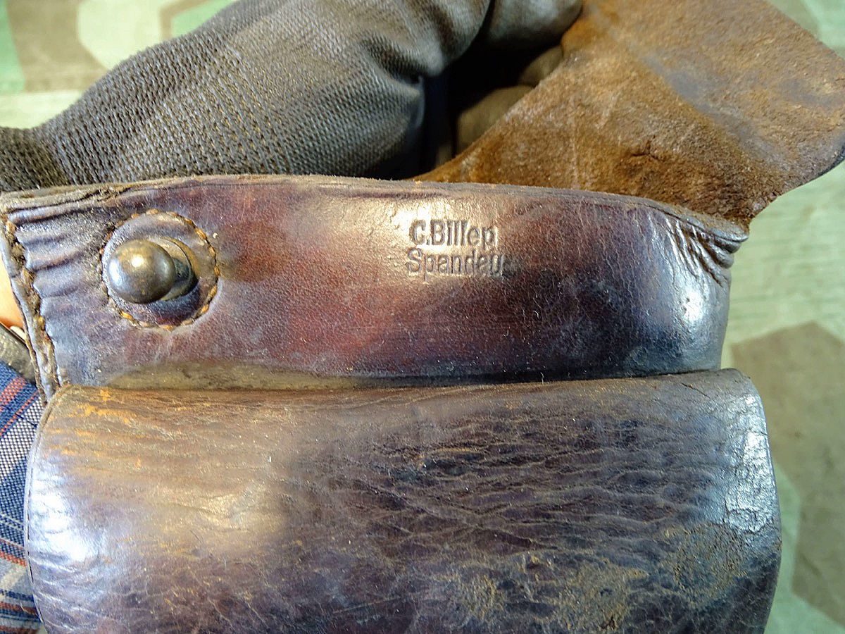 Tasche für Reichsrevolver M 83 mit 3 Hülsen, Fa. Billep Spandau, A.R. 39